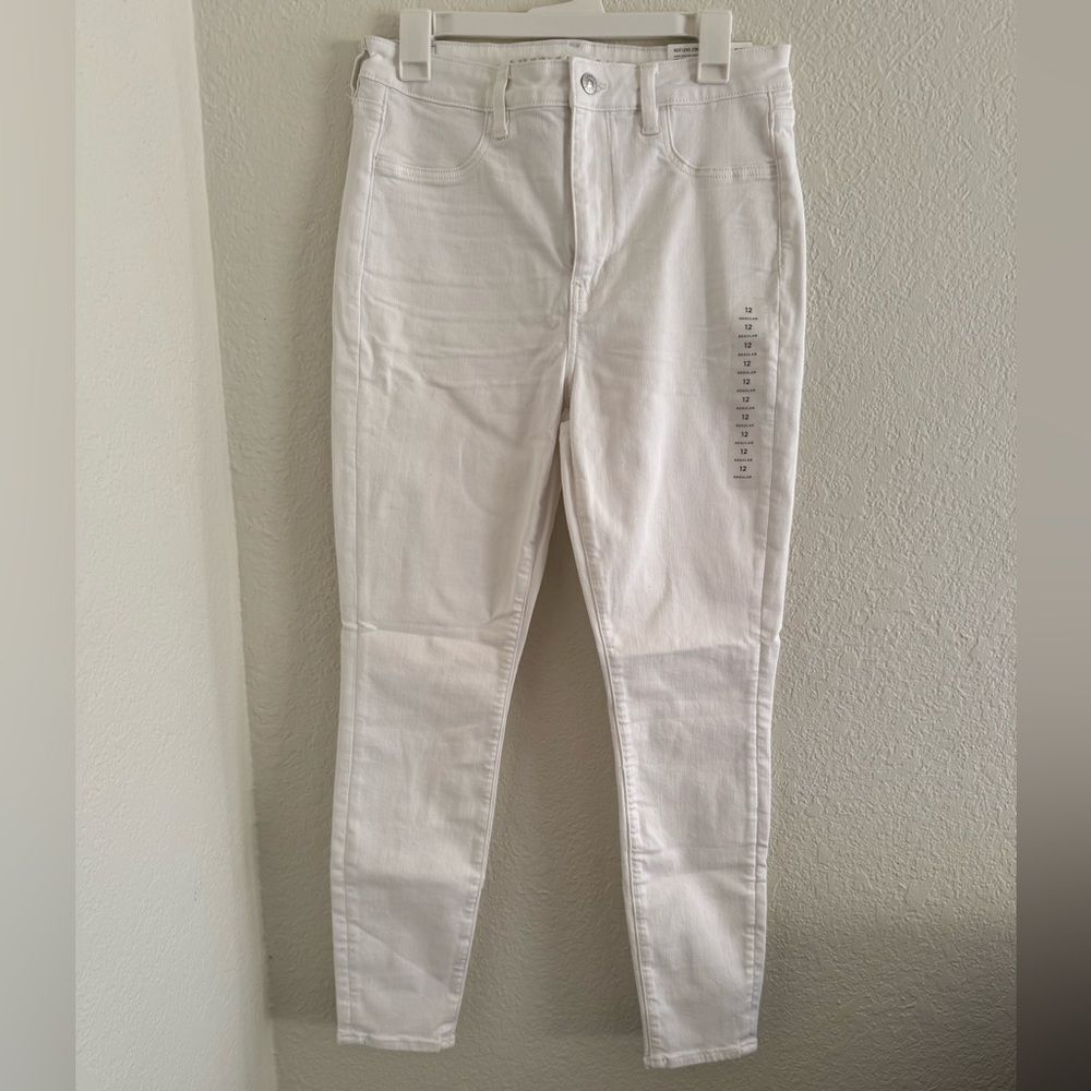 American Eagle White Skinny Jeans with Seam Details
